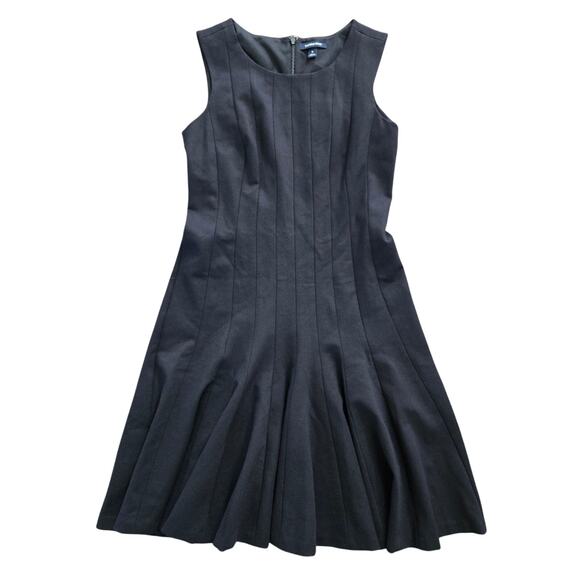 Lands' End Women's Ponte Sleeveless Seamed Panel Fit & Flare Dress Black Size 8 - Picture 1 of 11